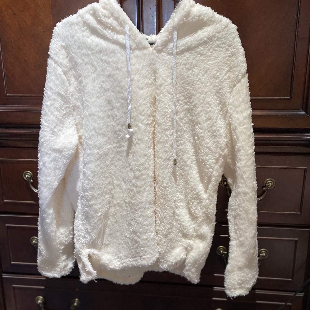 SALE!!! Super soft pull-over fuzzy sweatshirt